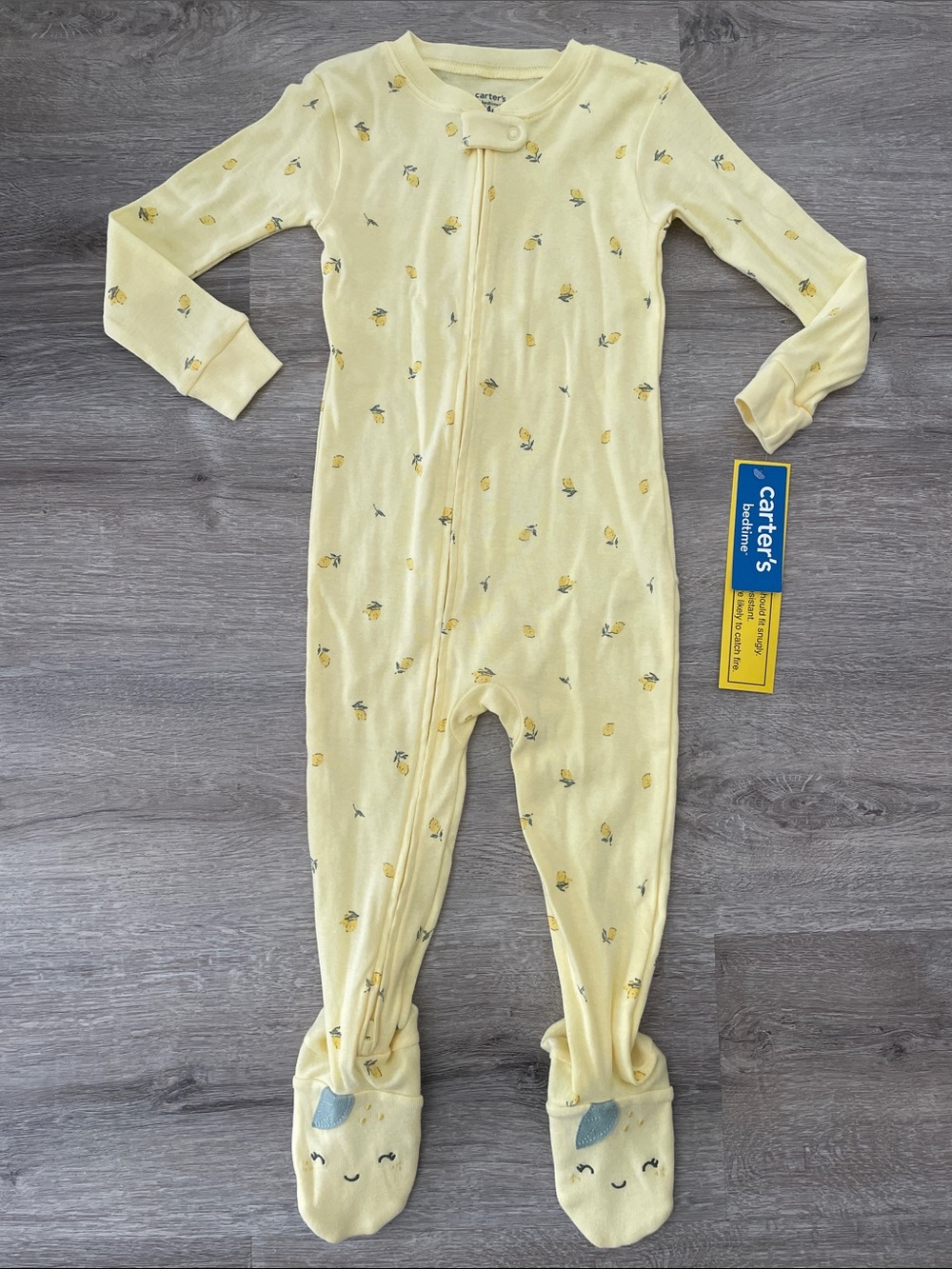 NWT Carter’s footed pajama lemon print size 24 months